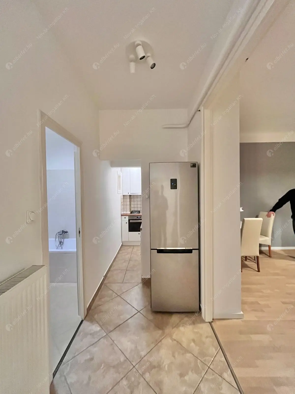 Kiadó albérlet 255000 Ft/hó áron: Budapest, I. kerület  Hattyú utca. Mérete: 46 nm, 1 szobás | Alberlet.hu - 6585800