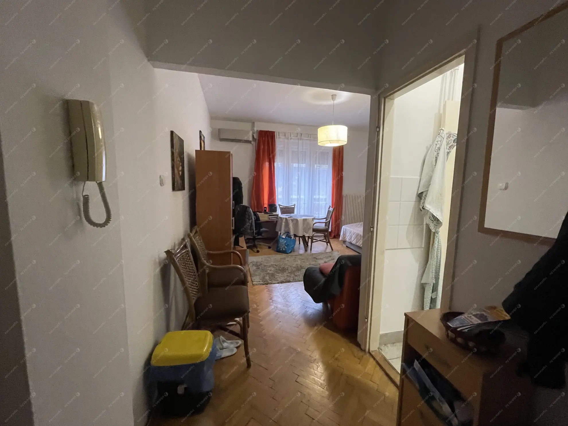 Kiadó albérlet 190000 Ft/hó áron: Budapest, I. kerület  Hunyadi János út. Mérete: 30 nm, 1 szobás | Alberlet.hu - 6589009