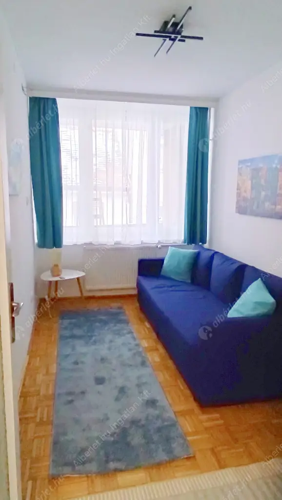 Kiadó albérlet 280000 Ft/hó áron: Budapest, I. kerület  Hunyadi János út. Mérete: 45 nm, 1 szobás | Alberlet.hu - 6606298