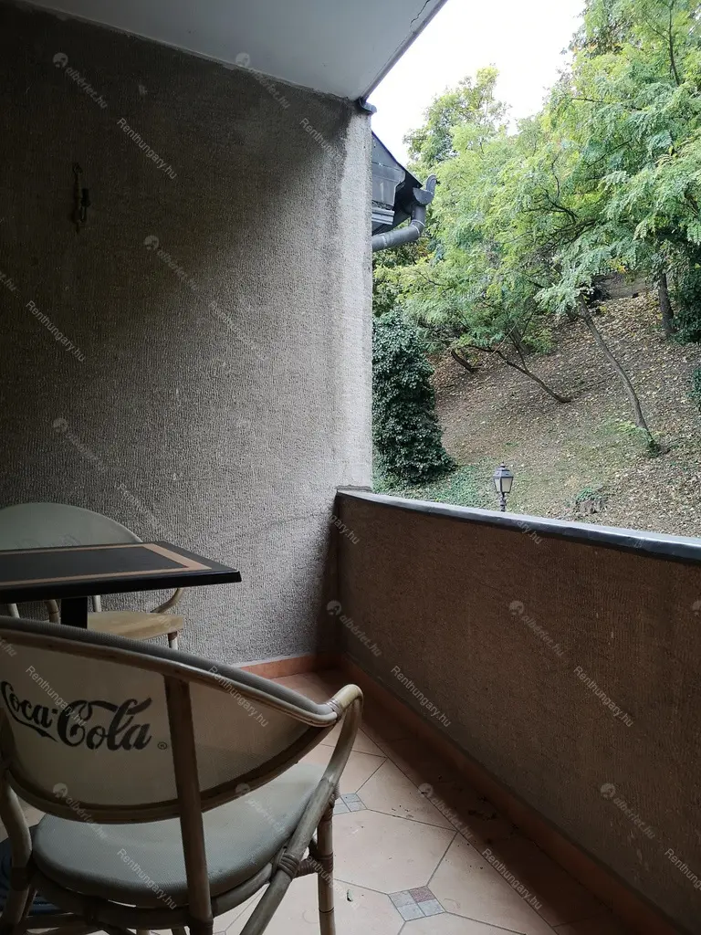 Kiadó albérlet 290000 Ft/hó áron: Budapest, I. kerület  Hunyadi János út. Mérete: 67 nm, 2 szobás | Alberlet.hu - 6708070