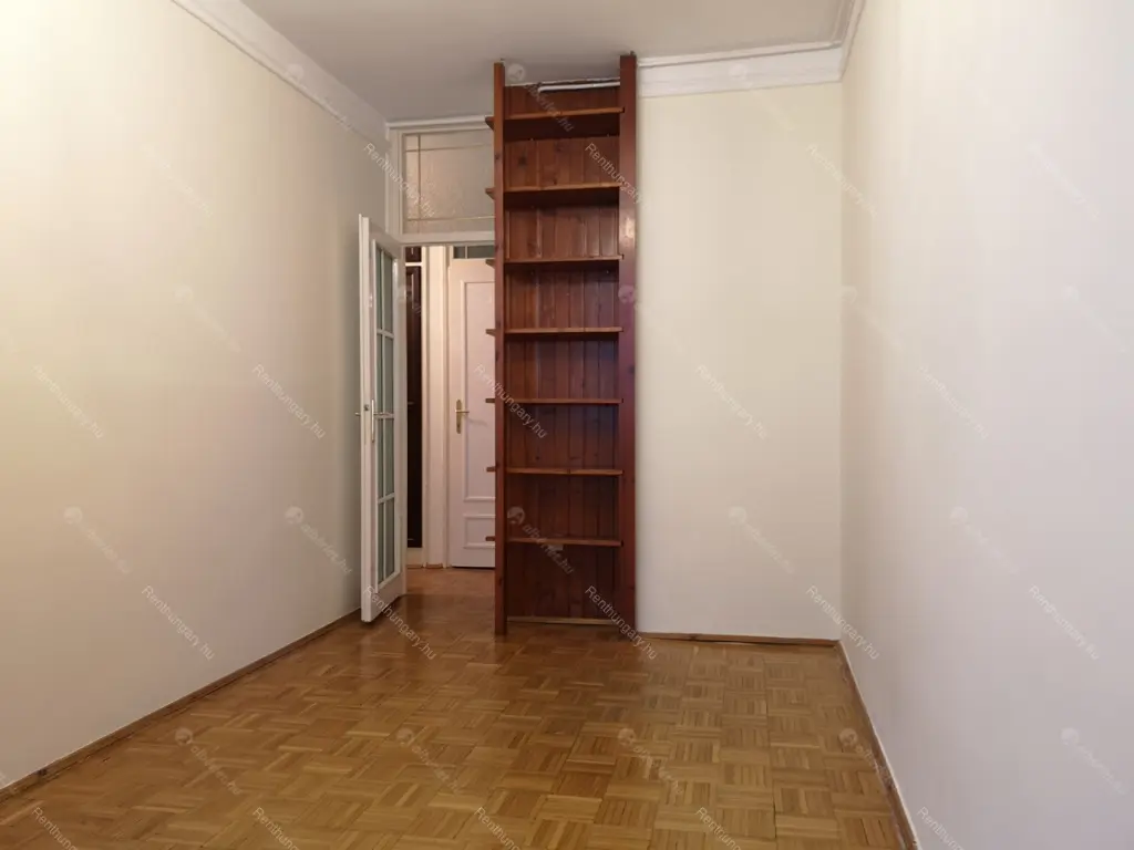 Kiadó albérlet 290000 Ft/hó áron: Budapest, I. kerület  Hunyadi János út. Mérete: 67 nm, 2 szobás | Alberlet.hu - 6708074