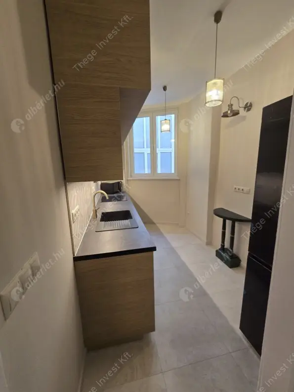 Kiadó albérlet 370000 Ft/hó áron: Budapest, I. kerület  Hunyadi János út. Mérete: 72 nm, 2 szobás | Alberlet.hu - 6576524