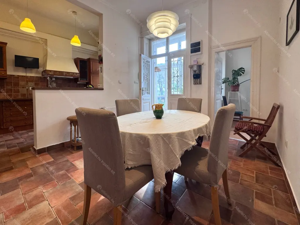 Kiadó albérlet 480000 Ft/hó áron: Budapest, I. kerület  Iskola utca. Mérete: 100 nm, 3 szobás | Alberlet.hu - 6684680