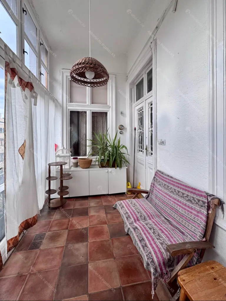 Kiadó albérlet 480000 Ft/hó áron: Budapest, I. kerület  Iskola utca. Mérete: 100 nm, 3 szobás | Alberlet.hu - 6684684