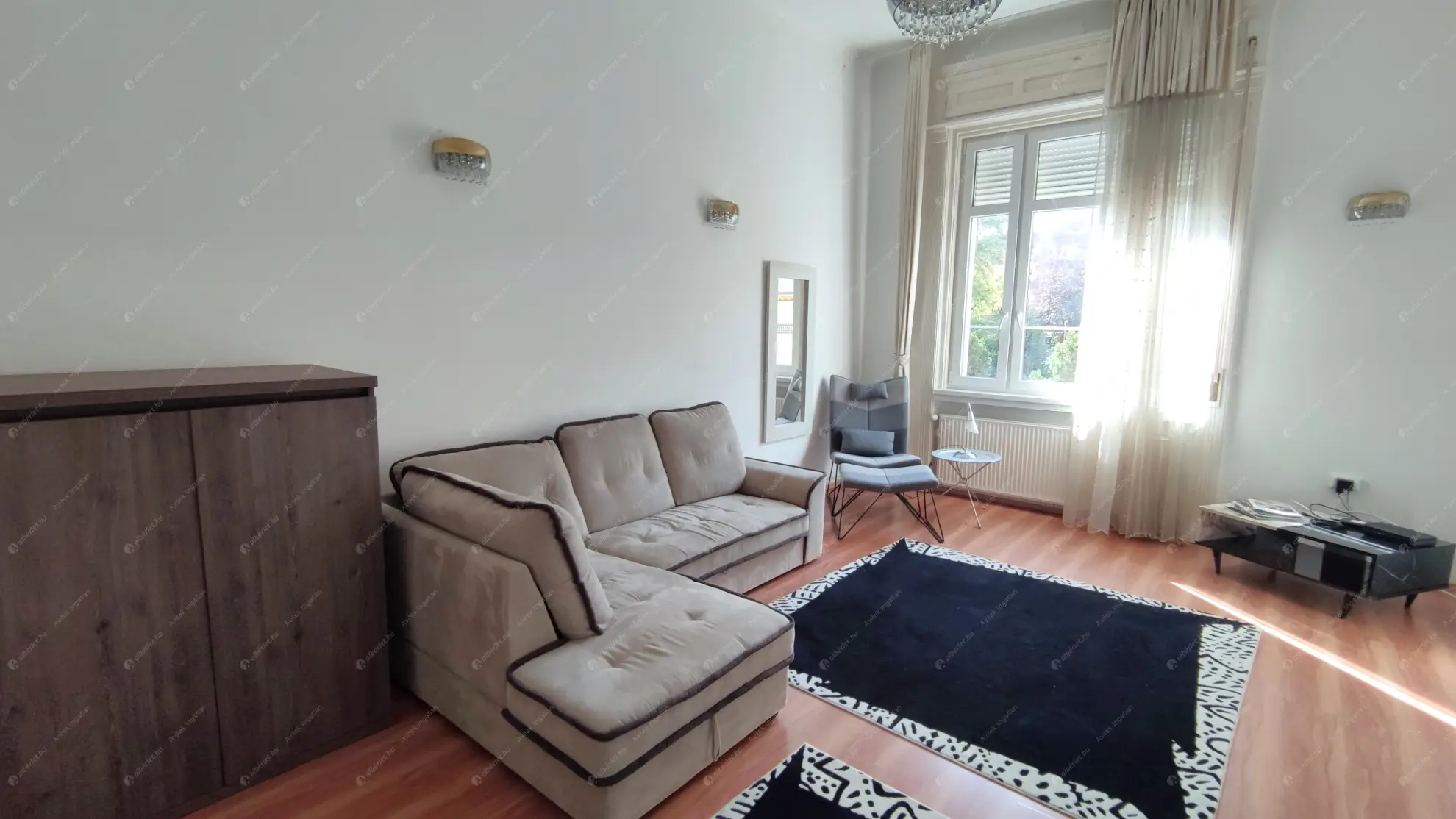 Kiadó albérlet 295000 Ft/hó áron: Budapest, I. kerület  Iskola utca. Mérete: 60 nm, 2 szobás | Alberlet.hu - 6551531