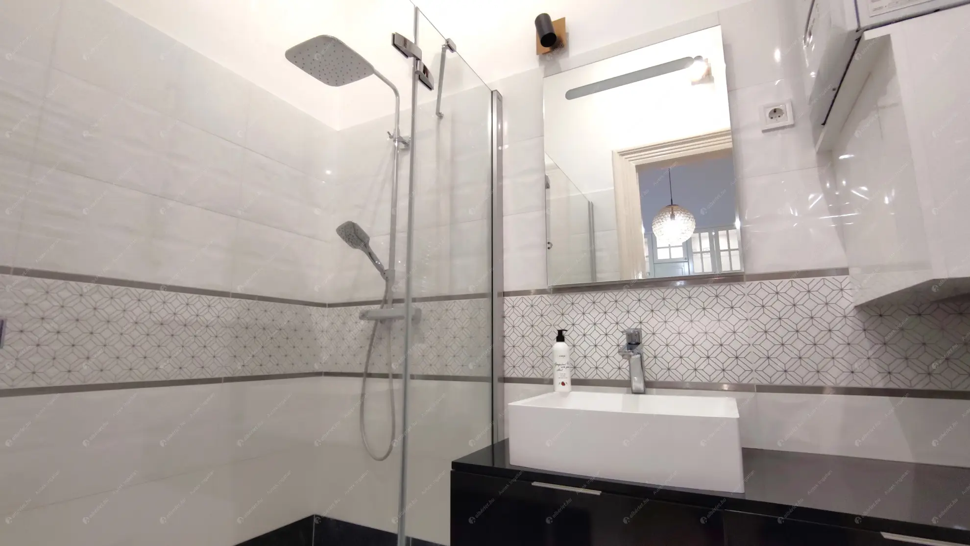 Kiadó albérlet 295000 Ft/hó áron: Budapest, I. kerület  Iskola utca. Mérete: 60 nm, 2 szobás | Alberlet.hu - 6551538