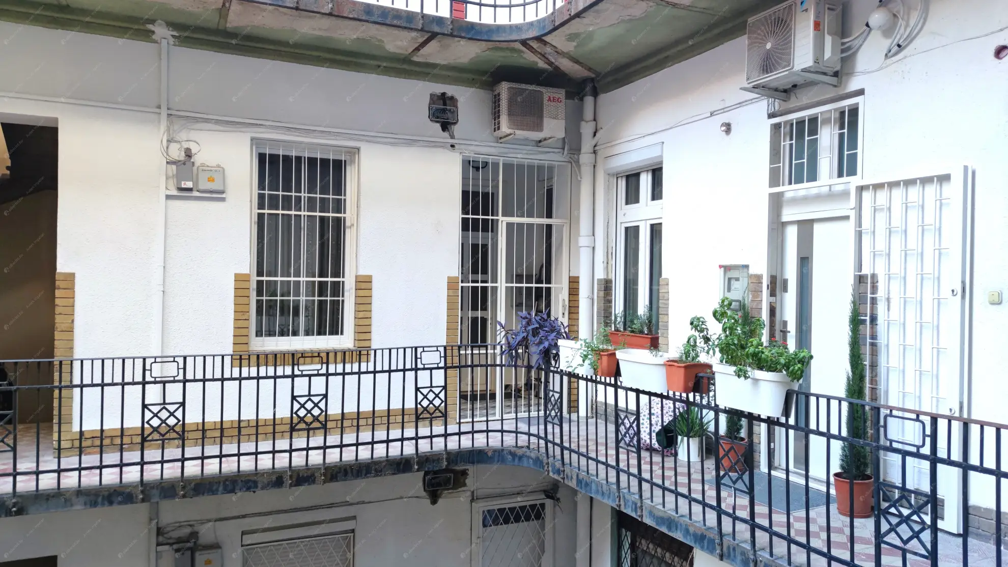 Kiadó albérlet 295000 Ft/hó áron: Budapest, I. kerület  Iskola utca. Mérete: 60 nm, 2 szobás | Alberlet.hu - 6551544