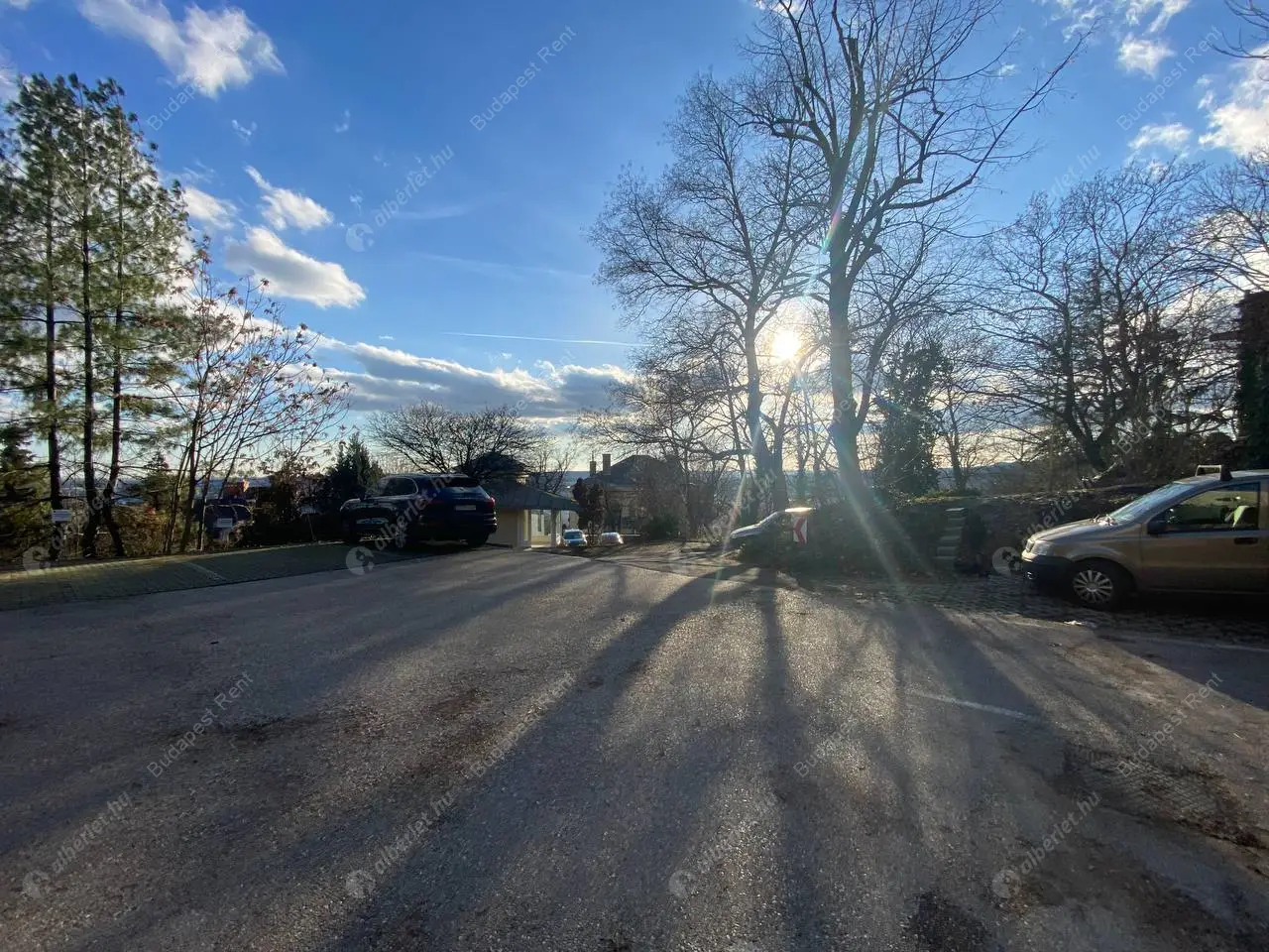 Kiadó albérlet 552000 Ft/hó áron: Budapest, I. kerület  kelenhegy  . Mérete: 110 nm, 3 szobás | Alberlet.hu - 5915861