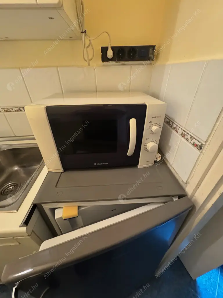 Kiadó albérlet 225000 Ft/hó áron: Budapest, I. kerület  Kocsány utca. Mérete: 40 nm, 1 szobás | Alberlet.hu - 6628505