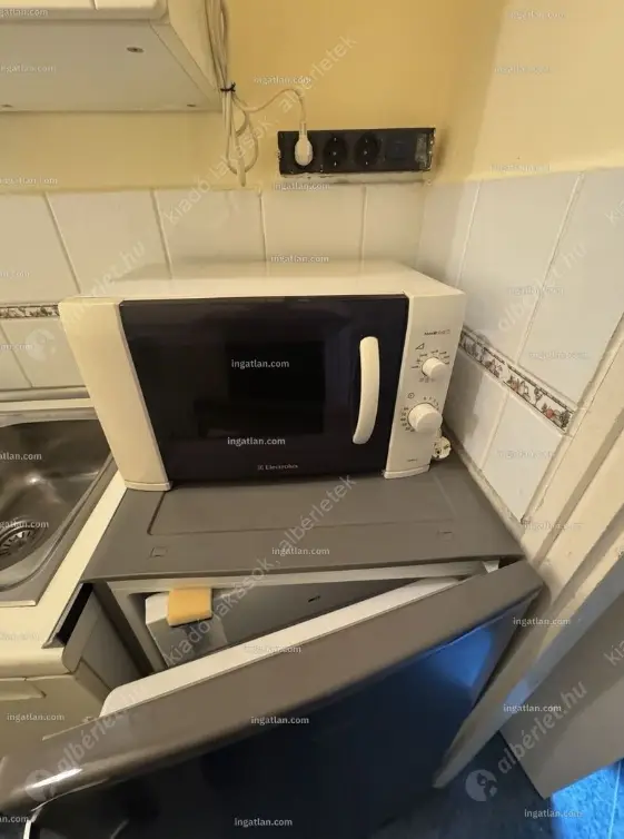 Kiadó albérlet 225000 Ft/hó áron: Budapest, I. kerület  Kocsány utca. Mérete: 40 nm, 1 szobás | Alberlet.hu - 6632767