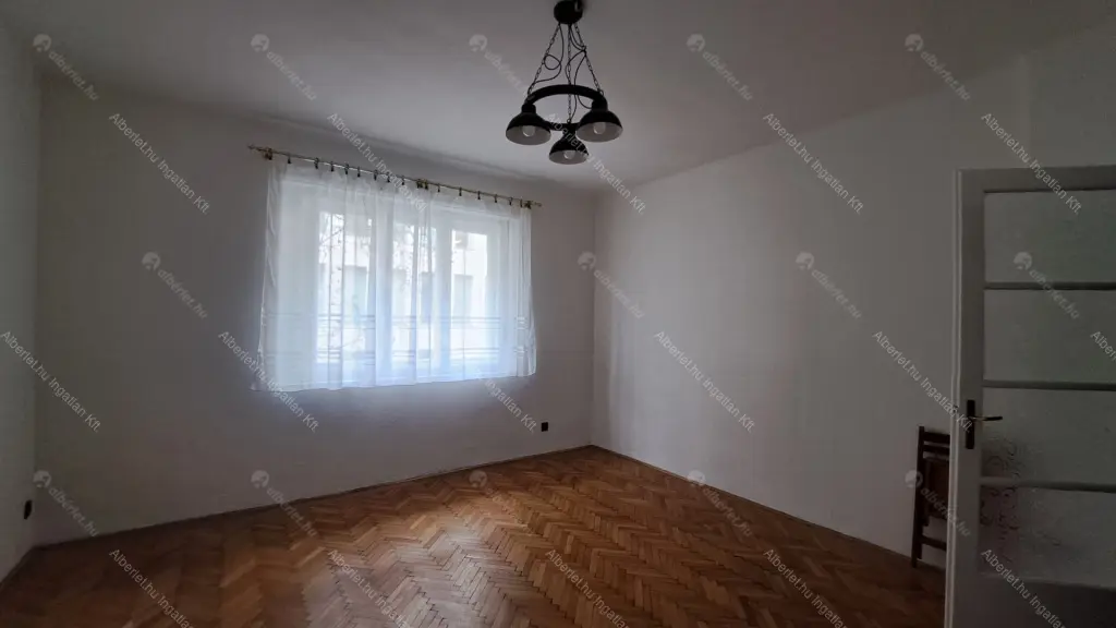 Kiadó albérlet 170000 Ft/hó áron: Budapest, I. kerület  Kosciuszkó Tádé utca. Mérete: 32 nm, 1 szobás | Alberlet.hu - 6656872