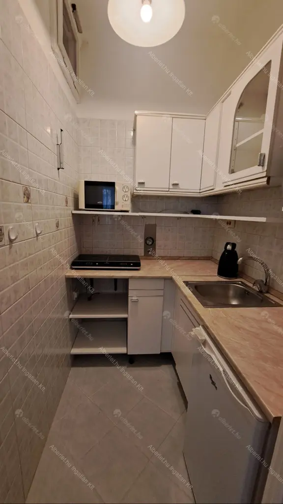 Kiadó albérlet 170000 Ft/hó áron: Budapest, I. kerület  Kosciuszkó Tádé utca. Mérete: 32 nm, 1 szobás | Alberlet.hu - 6656874