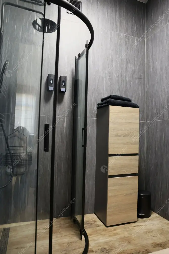 Kiadó albérlet 550000 Ft/hó áron: Budapest, I. kerület  Krisztina körút. Mérete: 65 nm, 2 szobás | Alberlet.hu - 6622531