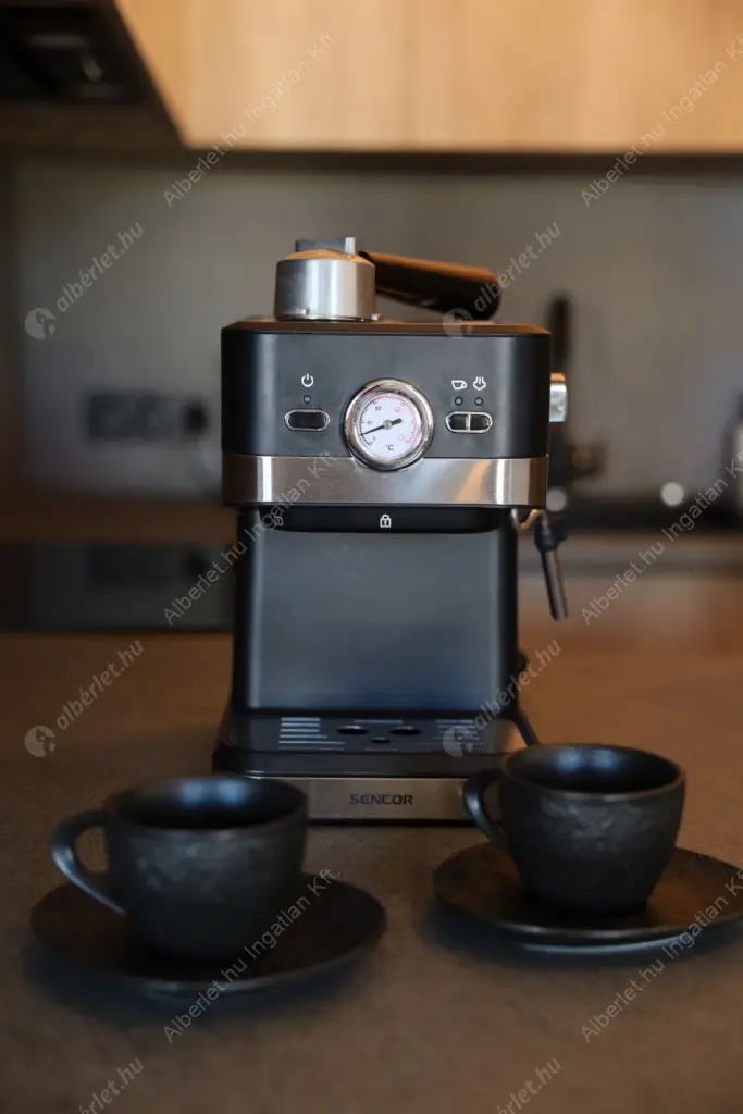 Kiadó albérlet 550000 Ft/hó áron: Budapest, I. kerület  Krisztina körút. Mérete: 65 nm, 2 szobás | Alberlet.hu - 6622535