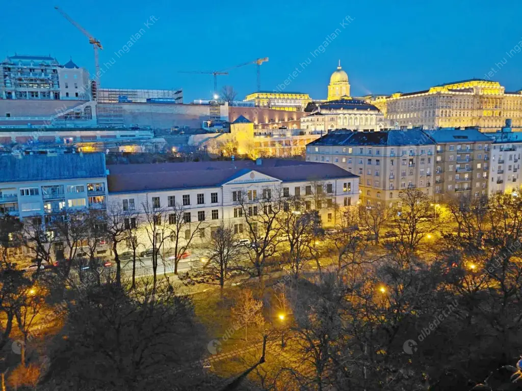 Kiadó albérlet 300000 Ft/hó áron: Budapest, I. kerület  Krisztina körút. Mérete: 73 nm, 2 szobás | Alberlet.hu - 6637730