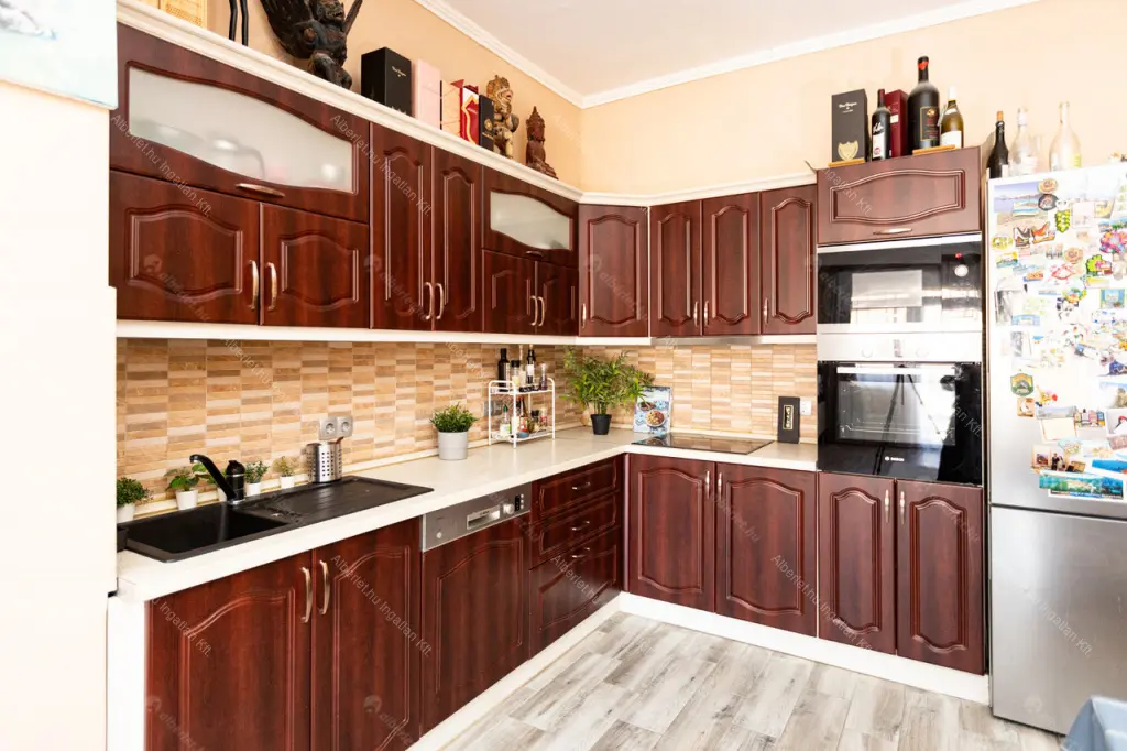 Kiadó albérlet 420000 Ft/hó áron: Budapest, I. kerület  Krisztina körút. Mérete: 74 nm, 3 szobás | Alberlet.hu - 6702042