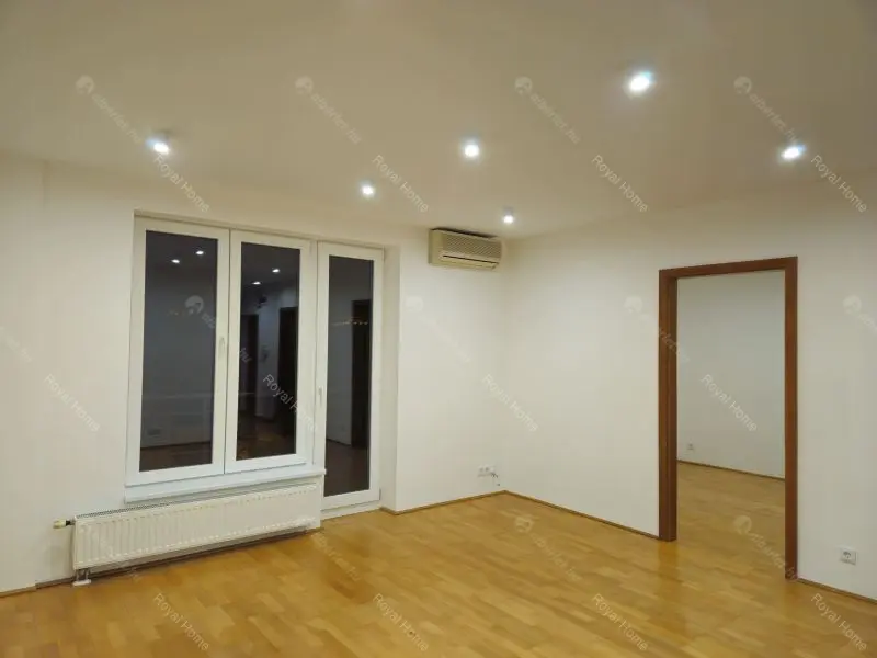 Kiadó albérlet 279000 Ft/hó áron: Budapest, I. kerület  Lisznyai utca. Mérete: 56 nm, 2 szobás | Alberlet.hu - 6679587