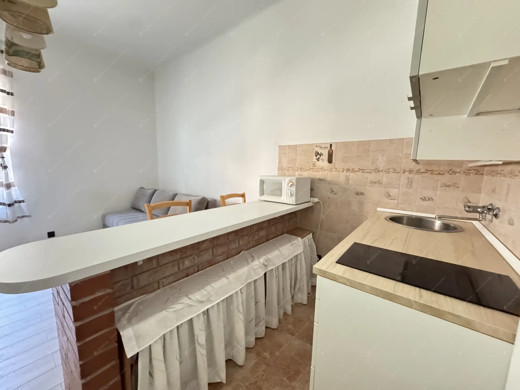 Kiadó albérlet 165000 Ft/hó áron: Budapest, I. kerület  Logodi utca. Mérete: 25 nm, 1 szobás | Alberlet.hu - 6551521