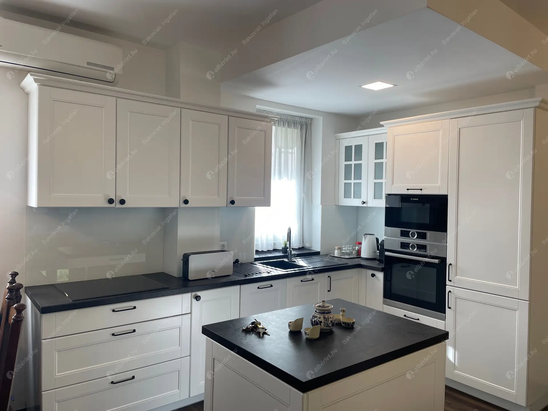 Kiadó albérlet 477000 Ft/hó áron: Budapest, I. kerület  Logodi utca. Mérete: 80 nm, 3 szobás | Alberlet.hu - 6236371