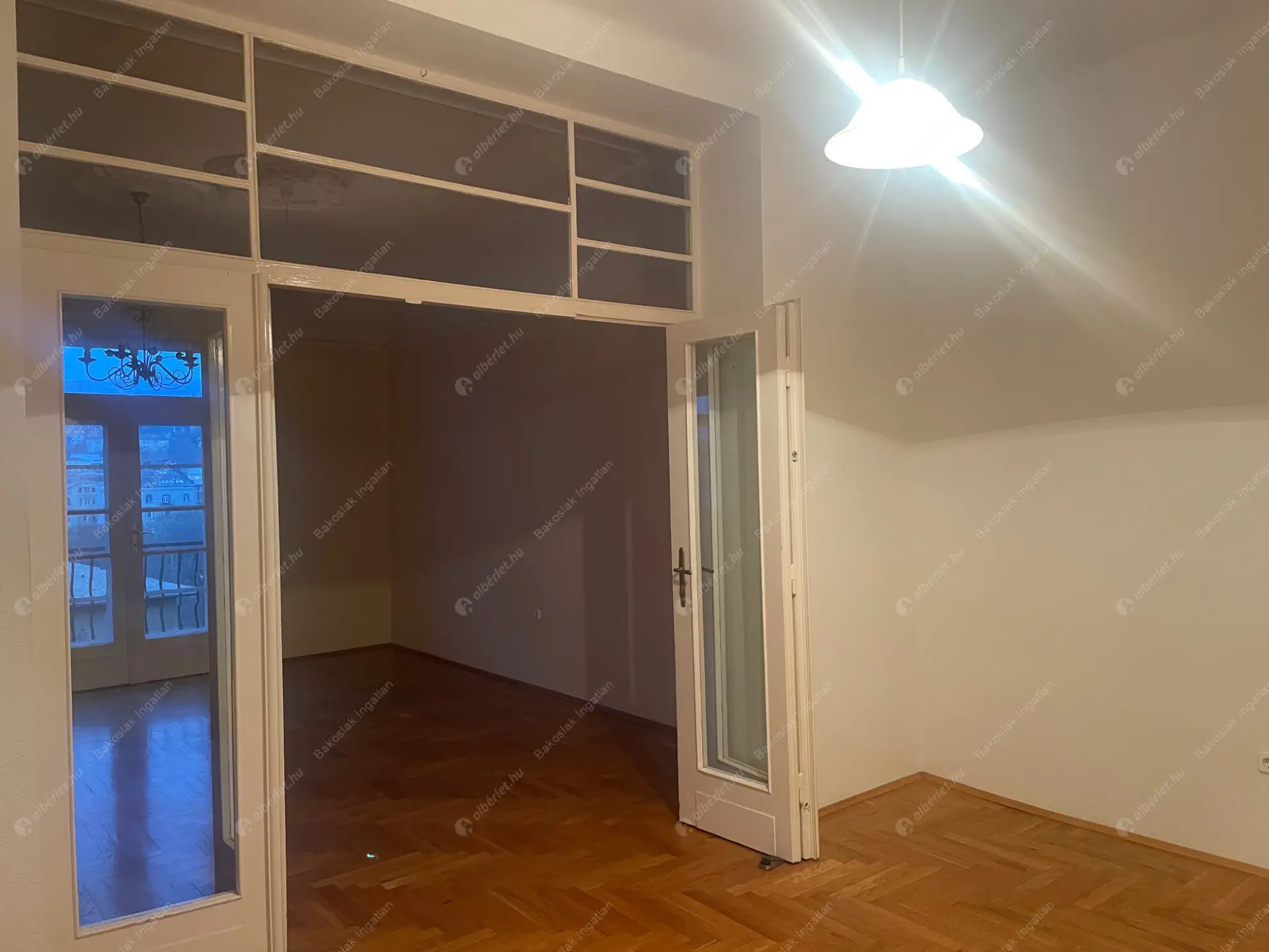 Kiadó albérlet 330000 Ft/hó áron: Budapest, I. kerület  Logodi utca. Mérete: 86 nm, 2 szobás | Alberlet.hu - 6588818