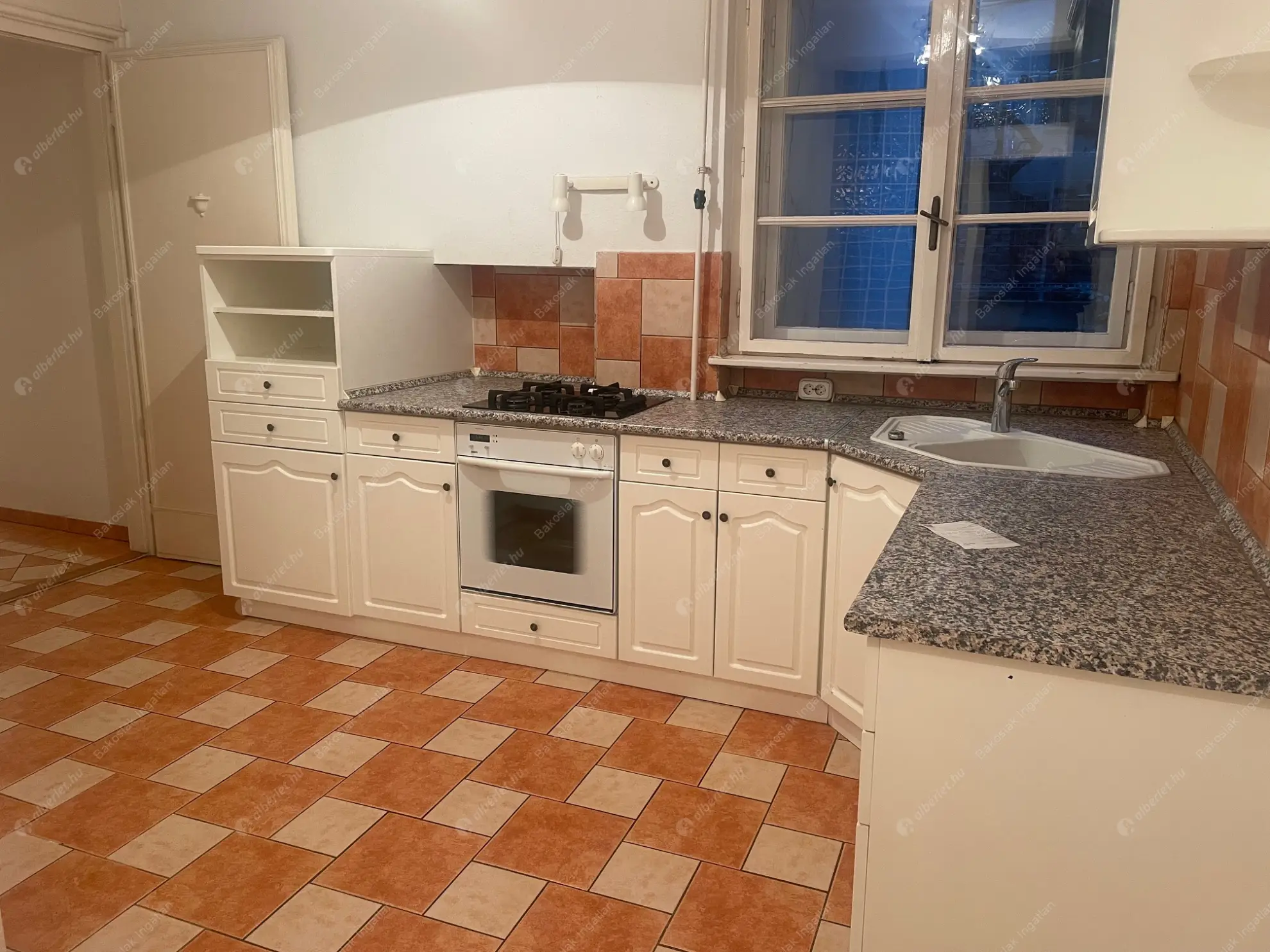 Kiadó albérlet 330000 Ft/hó áron: Budapest, I. kerület  Logodi utca. Mérete: 86 nm, 3 szobás | Alberlet.hu - 6588830