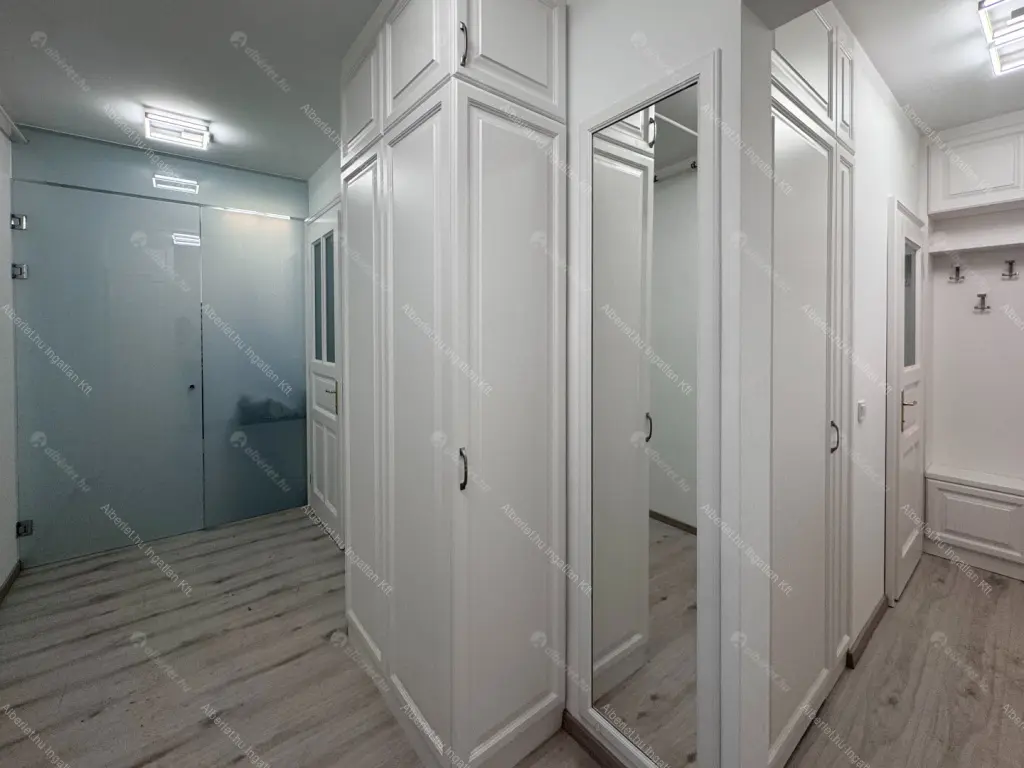 Kiadó albérlet 350000 Ft/hó áron: Budapest, I. kerület  Lovas út. Mérete: 58 nm, 1 szobás | Alberlet.hu - 6674677