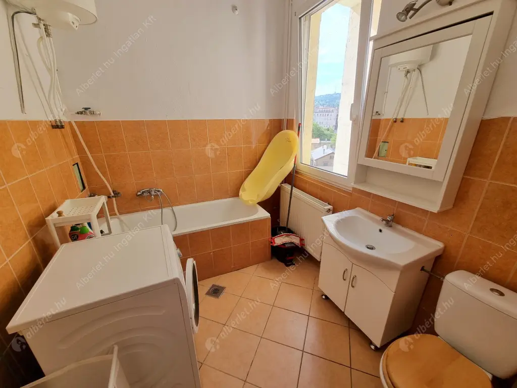 Kiadó albérlet 420000 Ft/hó áron: Budapest, I. kerület  Márvány utca. Mérete: 100 nm, 4 szobás | Alberlet.hu - 6519363