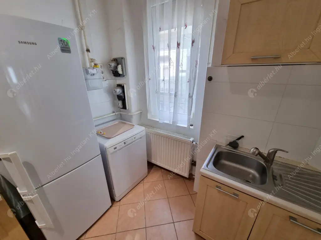 Kiadó albérlet 380000 Ft/hó áron: Budapest, I. kerület  Márvány utca. Mérete: 100 nm, 4 szobás | Alberlet.hu - 6602025