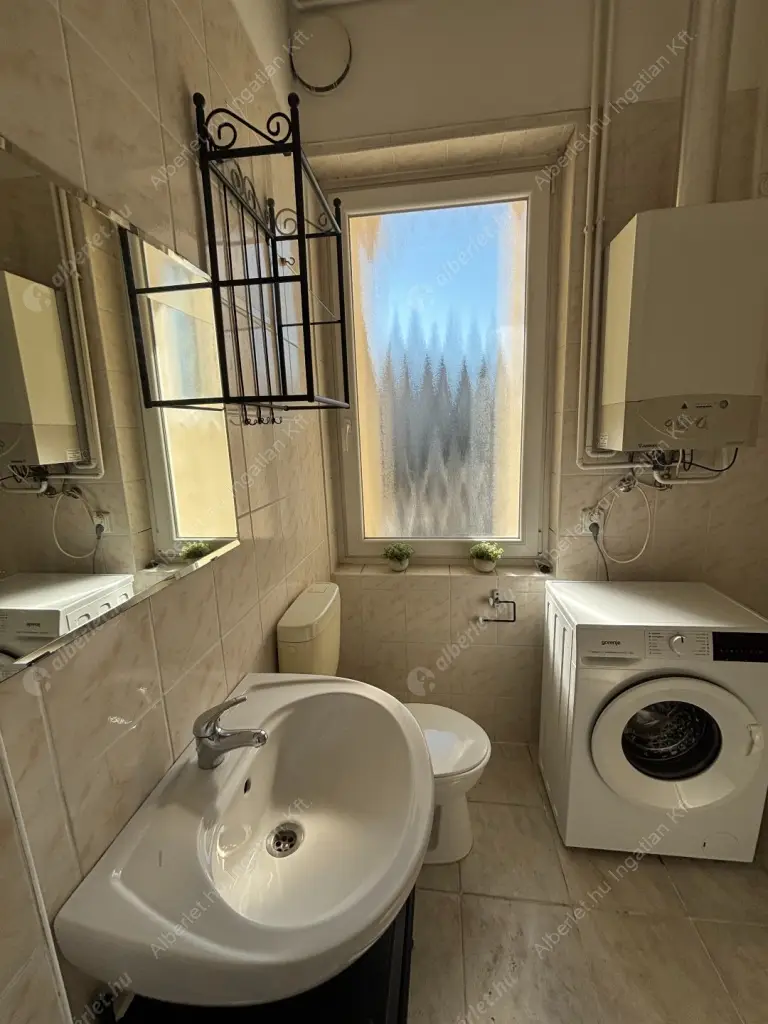 Kiadó albérlet 259000 Ft/hó áron: Budapest, I. kerület  Márvány utca. Mérete: 44 nm, 2 szobás | Alberlet.hu - 6556570