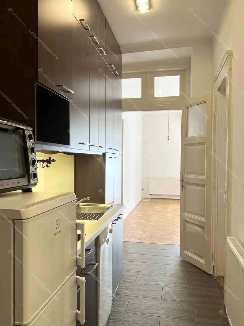 Kiadó albérlet 220000 Ft/hó áron: Budapest, I. kerület  Mátray utca. Mérete: 37 nm, 2 szobás | Alberlet.hu - 6699753