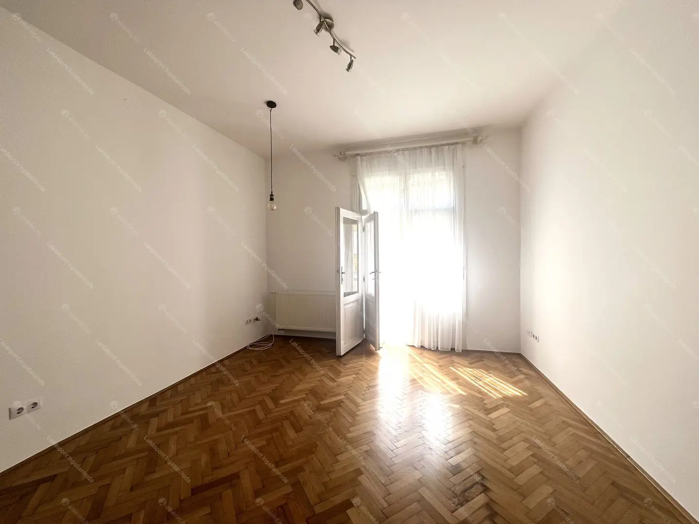 Kiadó albérlet 220000 Ft/hó áron: Budapest, I. kerület  Mátray utca. Mérete: 37 nm, 2 szobás | Alberlet.hu - 6699757