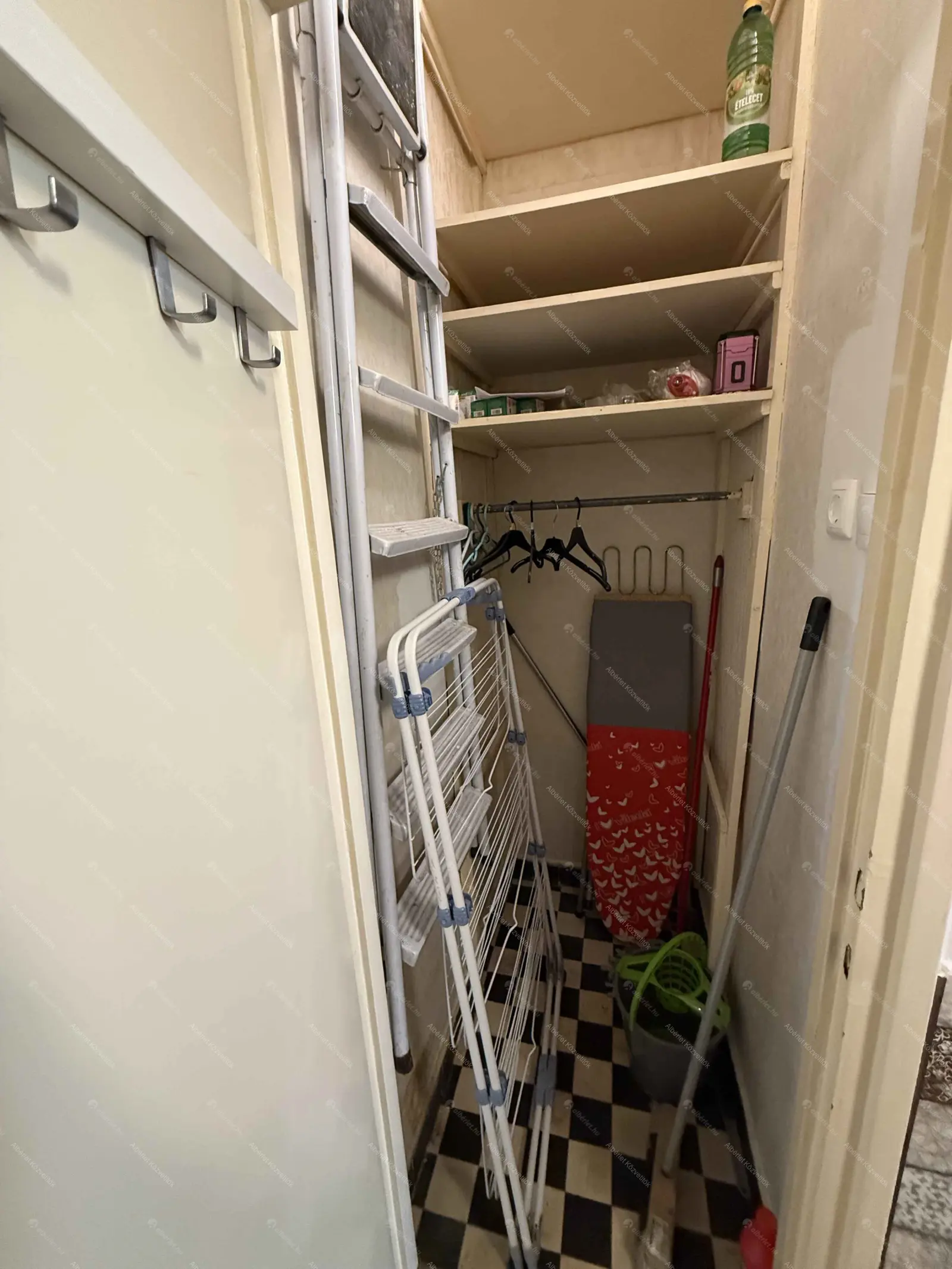 Kiadó albérlet 200000 Ft/hó áron: Budapest, I. kerület  Mészáros utca. Mérete: 40 nm, 1 szobás | Alberlet.hu - 6683773