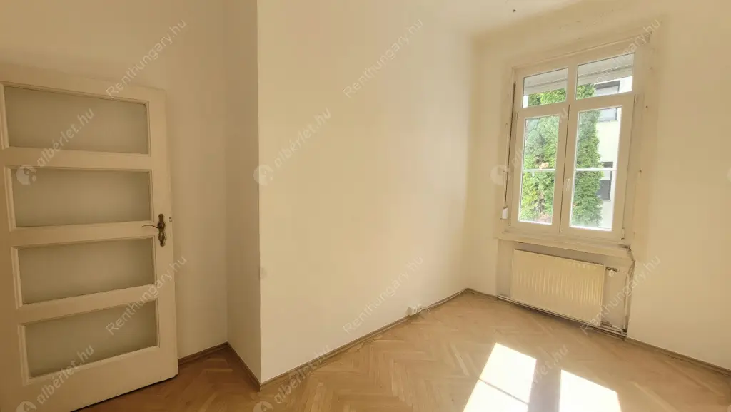 Kiadó albérlet 550000 Ft/hó áron: Budapest, I. kerület  Mihály utca. Mérete: 140 nm, 4 szobás | Alberlet.hu - 6499681