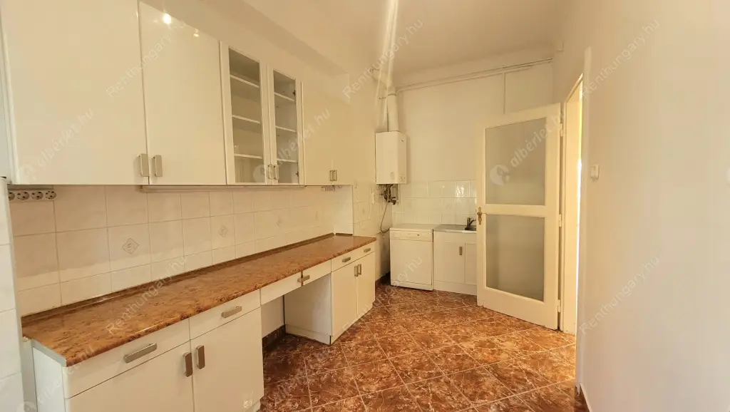 Kiadó albérlet 550000 Ft/hó áron: Budapest, I. kerület  Mihály utca. Mérete: 140 nm, 4 szobás | Alberlet.hu - 6499683