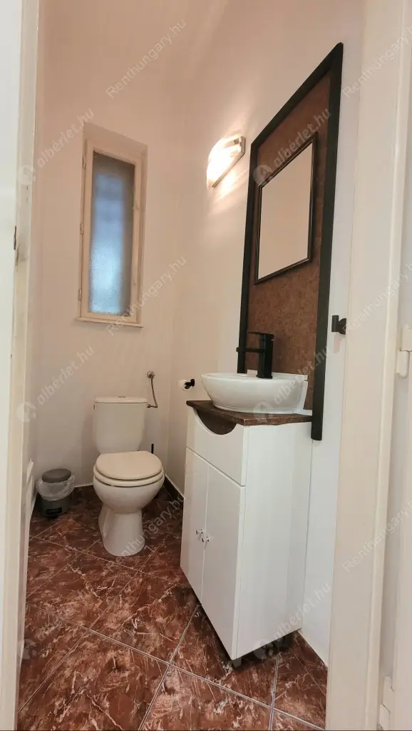 Kiadó albérlet 550000 Ft/hó áron: Budapest, I. kerület  Mihály utca. Mérete: 140 nm, 4 szobás | Alberlet.hu - 6499686