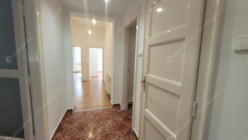 Kiadó albérlet 550000 Ft/hó áron: Budapest, I. kerület  Mihály utca. Mérete: 140 nm, 4 szobás | Alberlet.hu - 6499688