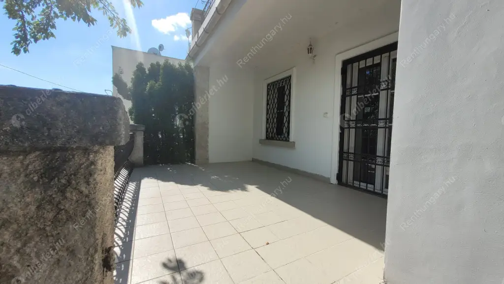 Kiadó albérlet 550000 Ft/hó áron: Budapest, I. kerület  Mihály utca. Mérete: 140 nm, 4 szobás | Alberlet.hu - 6499690