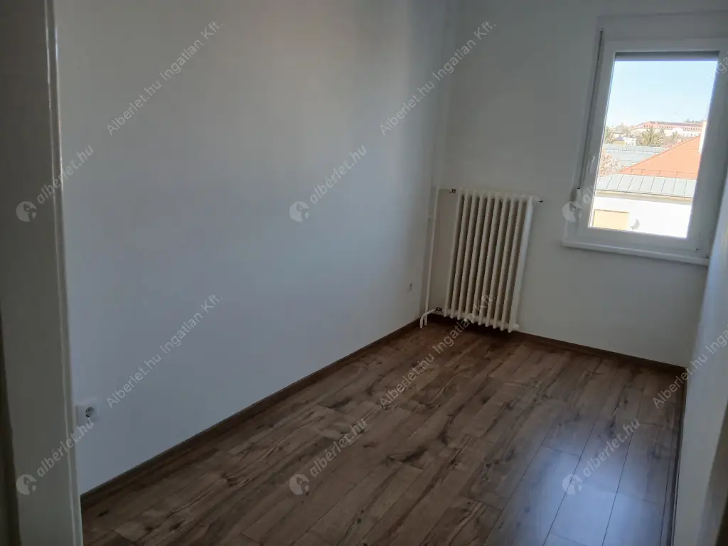 Kiadó albérlet 230000 Ft/hó áron: Budapest, I. kerület  Mihály utca. Mérete: 40 nm, 1 szobás | Alberlet.hu - 6591050