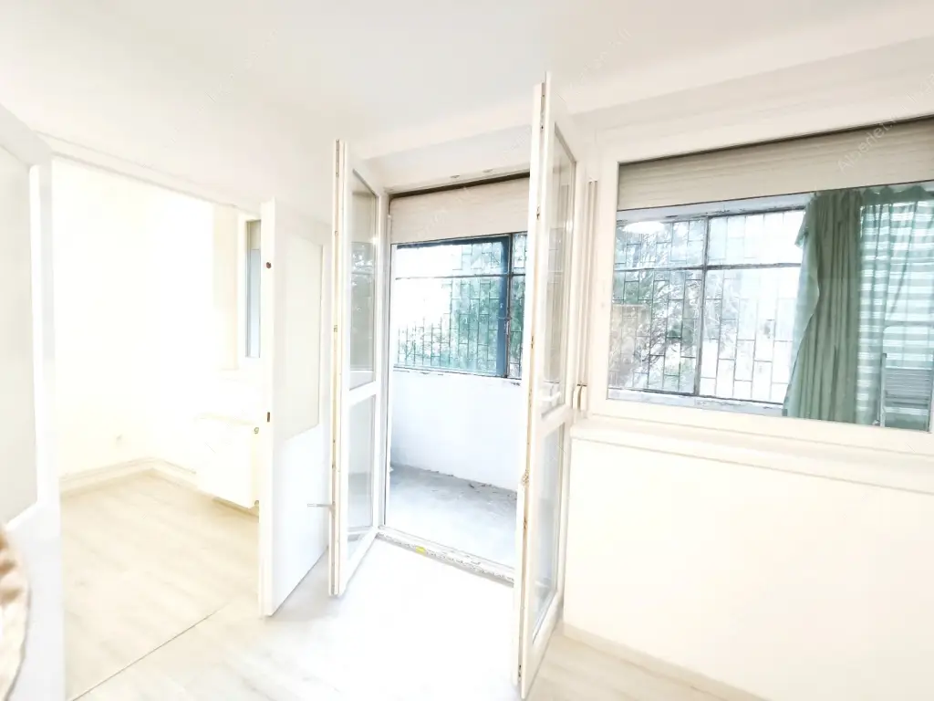 Kiadó albérlet 230000 Ft/hó áron: Budapest, I. kerület  Mihály utca. Mérete: 40 nm, 1 szobás | Alberlet.hu - 6591209