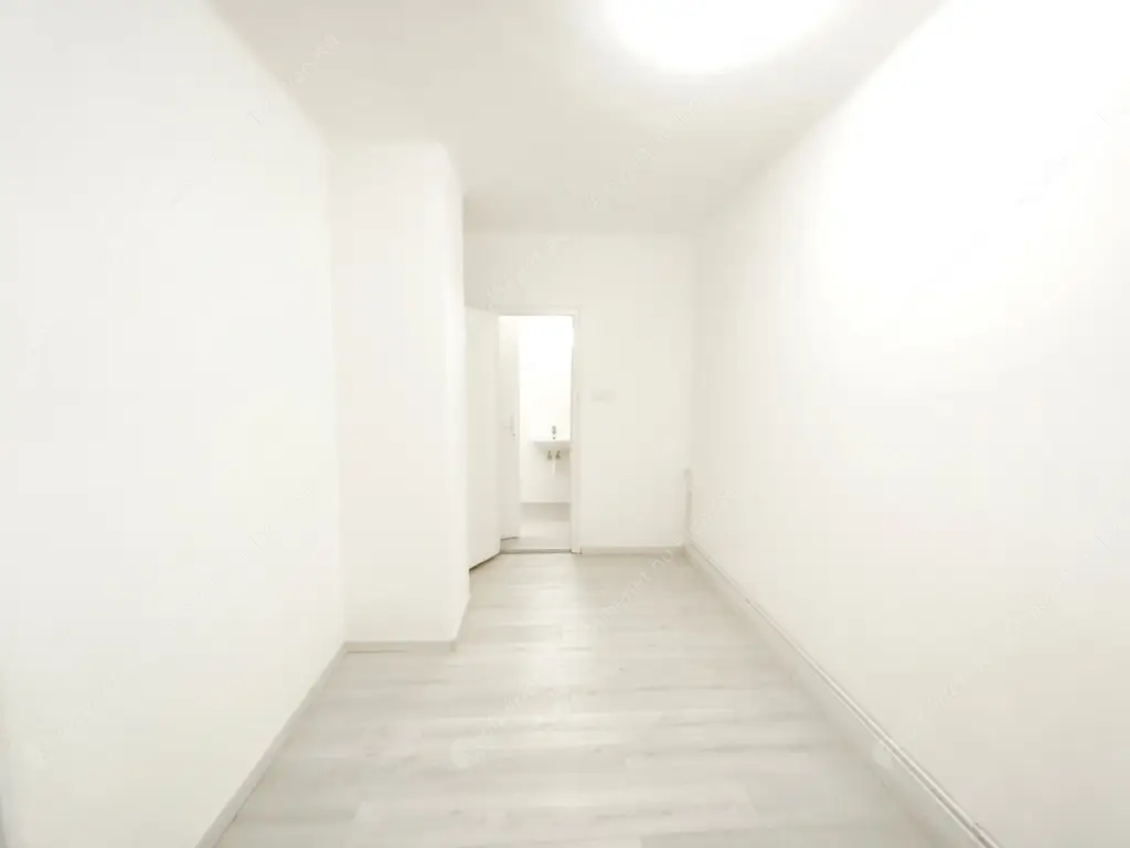 Kiadó albérlet 230000 Ft/hó áron: Budapest, I. kerület  Mihály utca. Mérete: 40 nm, 1 szobás | Alberlet.hu - 6591217