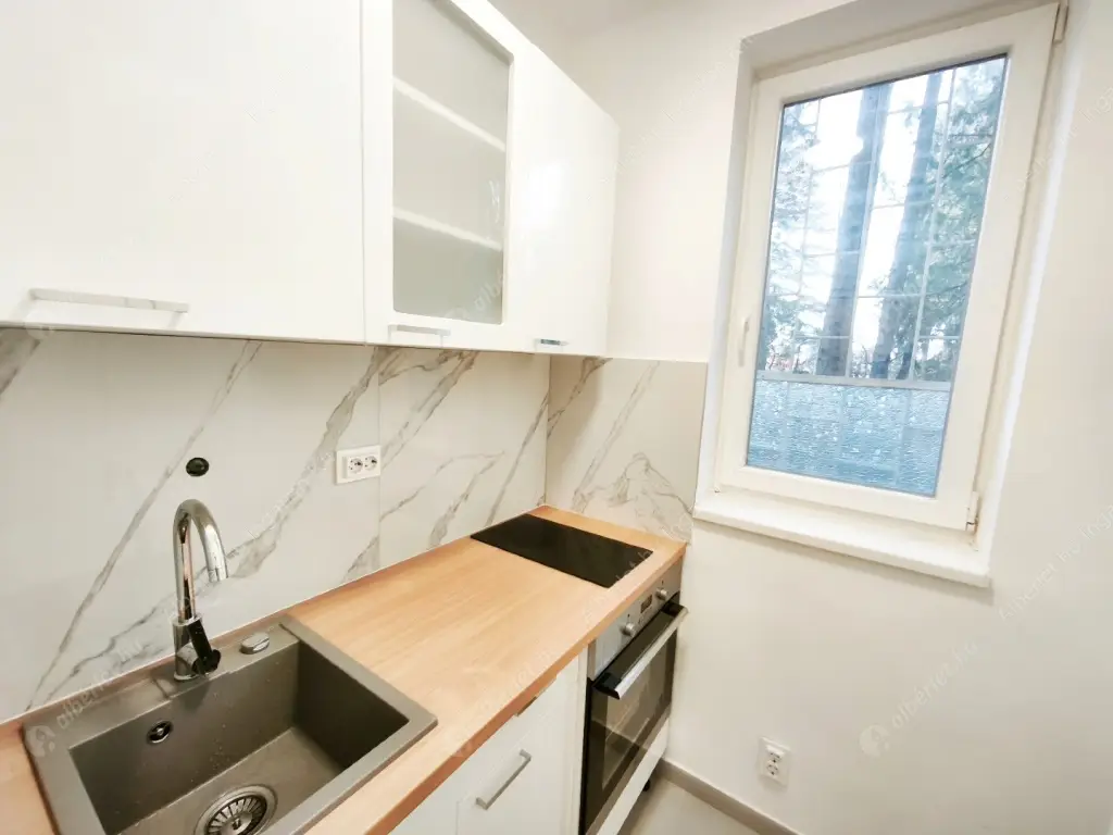 Kiadó albérlet 230000 Ft/hó áron: Budapest, I. kerület  Mihály utca. Mérete: 40 nm, 1 szobás | Alberlet.hu - 6591222