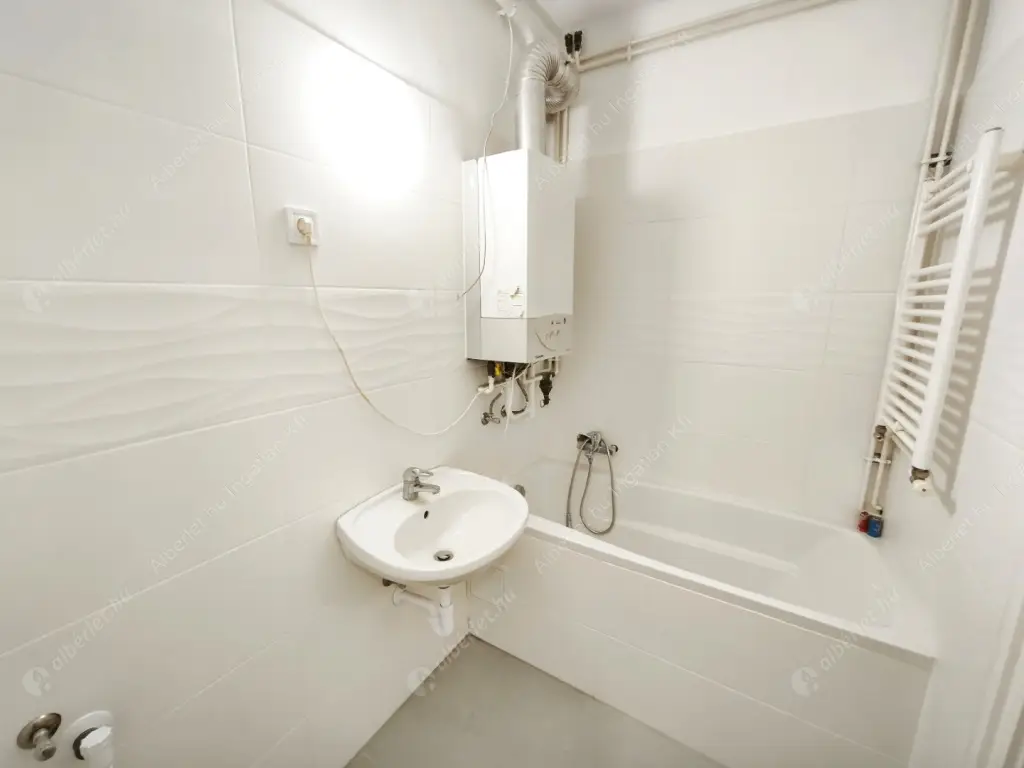 Kiadó albérlet 230000 Ft/hó áron: Budapest, I. kerület  Mihály utca. Mérete: 40 nm, 1 szobás | Alberlet.hu - 6591225