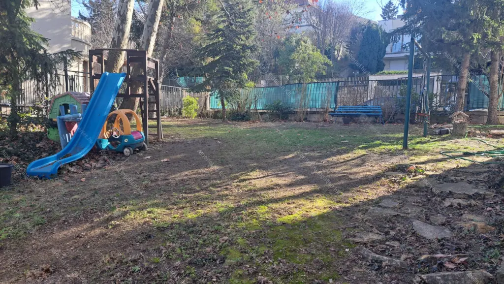 Kiadó albérlet 250000 Ft/hó áron: Budapest, I. kerület  Mihály utca. Mérete: 68 nm, 2 szobás | Alberlet.hu - 6680237