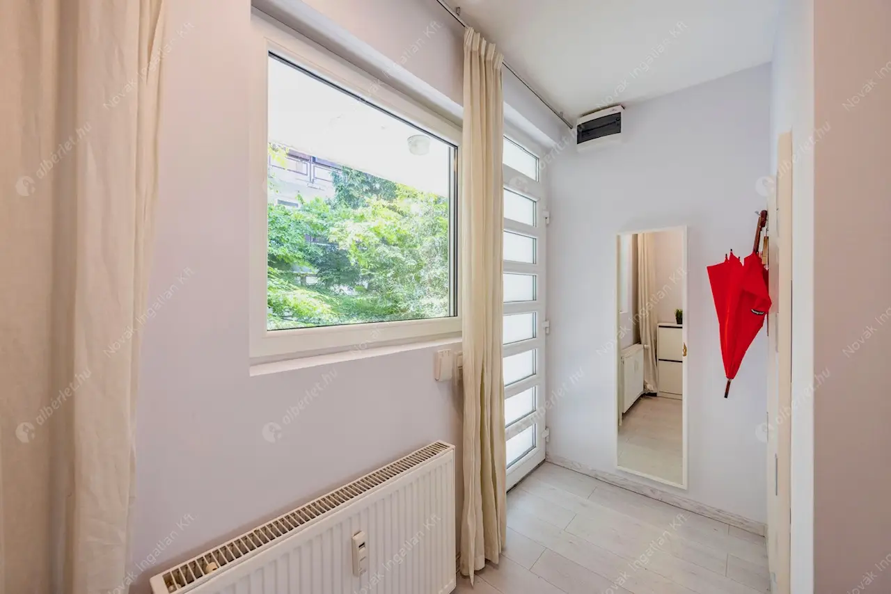 Kiadó albérlet 350000 Ft/hó áron: Budapest, I. kerület  Naphegy utca. Mérete: 55 nm, 2 szobás | Alberlet.hu - 6490179