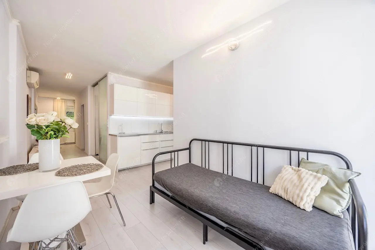 Kiadó albérlet 350000 Ft/hó áron: Budapest, I. kerület  Naphegy utca. Mérete: 55 nm, 2 szobás | Alberlet.hu - 6490185