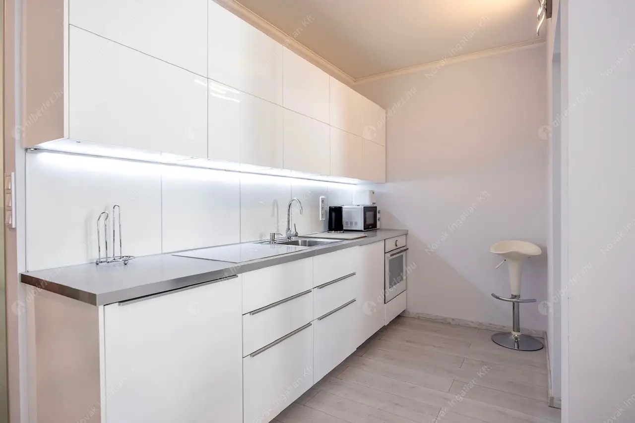 Kiadó albérlet 350000 Ft/hó áron: Budapest, I. kerület  Naphegy utca. Mérete: 55 nm, 2 szobás | Alberlet.hu - 6490190