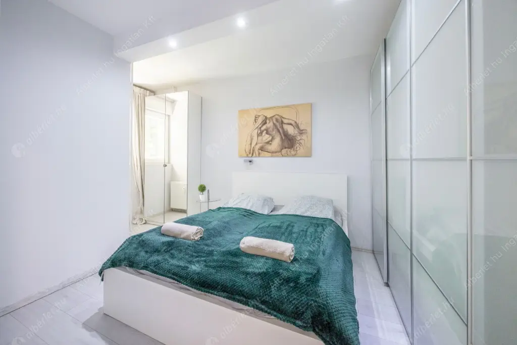 Kiadó albérlet 345000 Ft/hó áron: Budapest, I. kerület  Naphegy utca. Mérete: 55 nm, 1 szobás | Alberlet.hu - 6594136