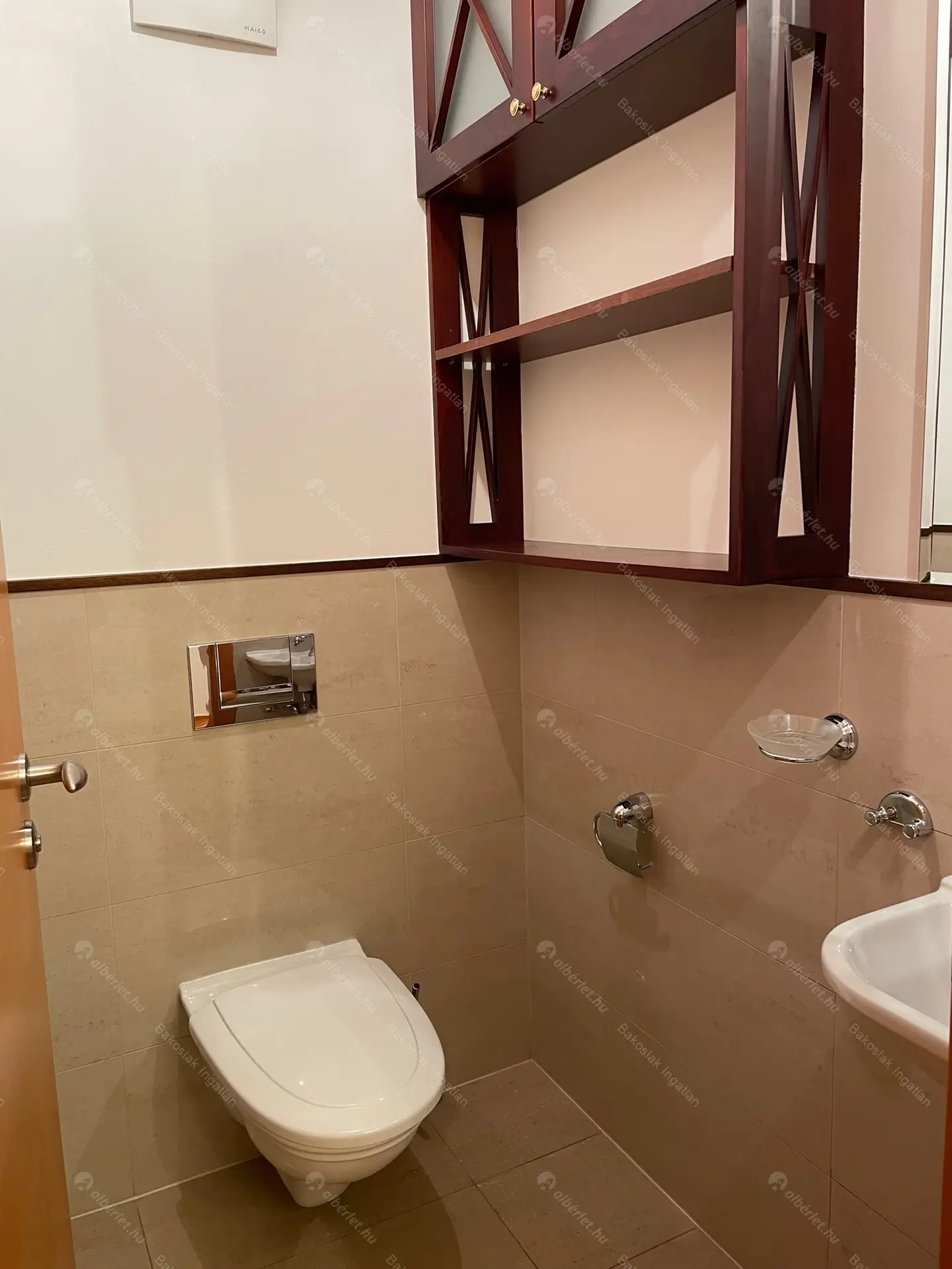 Kiadó albérlet 971000 Ft/hó áron: Budapest, I. kerület  Országház utca. Mérete: 160 nm, 4 szobás | Alberlet.hu - 6048095