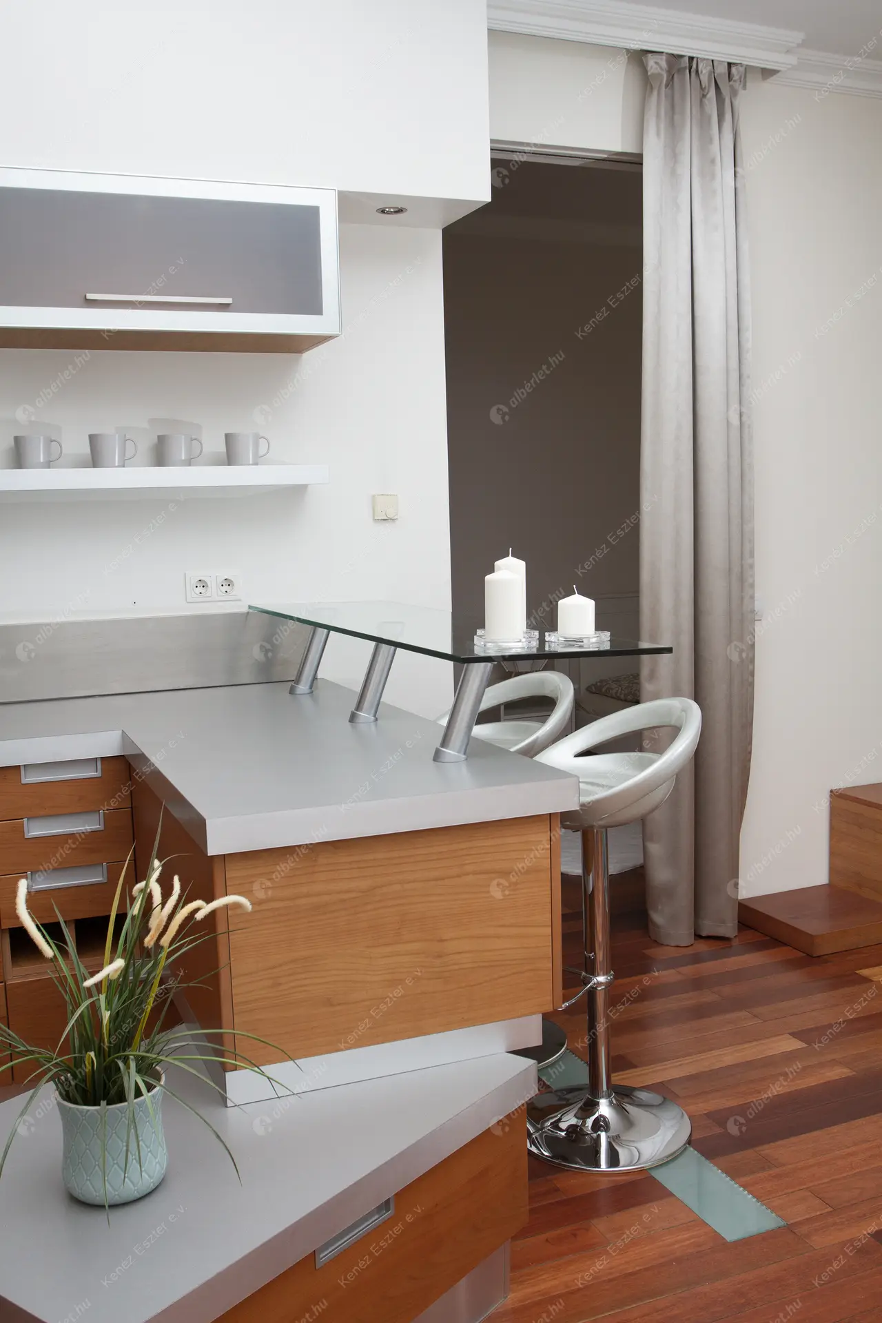 Kiadó albérlet 470000 Ft/hó áron: Budapest, I. kerület  Országház utca. Mérete: 60 nm, 1 szobás | Alberlet.hu - 6462003