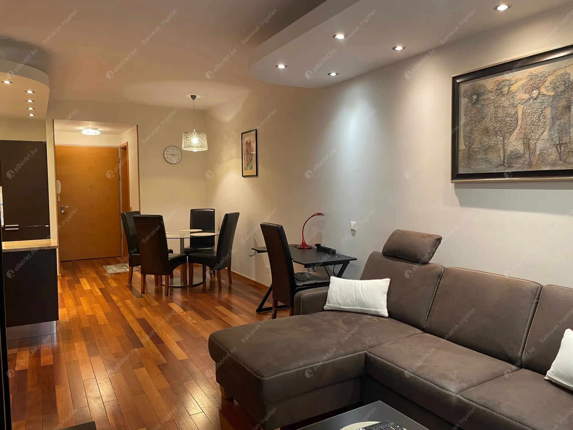 Kiadó albérlet 539000 Ft/hó áron: Budapest, I. kerület  Országház utca. Mérete: 63 nm, 2 szobás | Alberlet.hu - 6604620